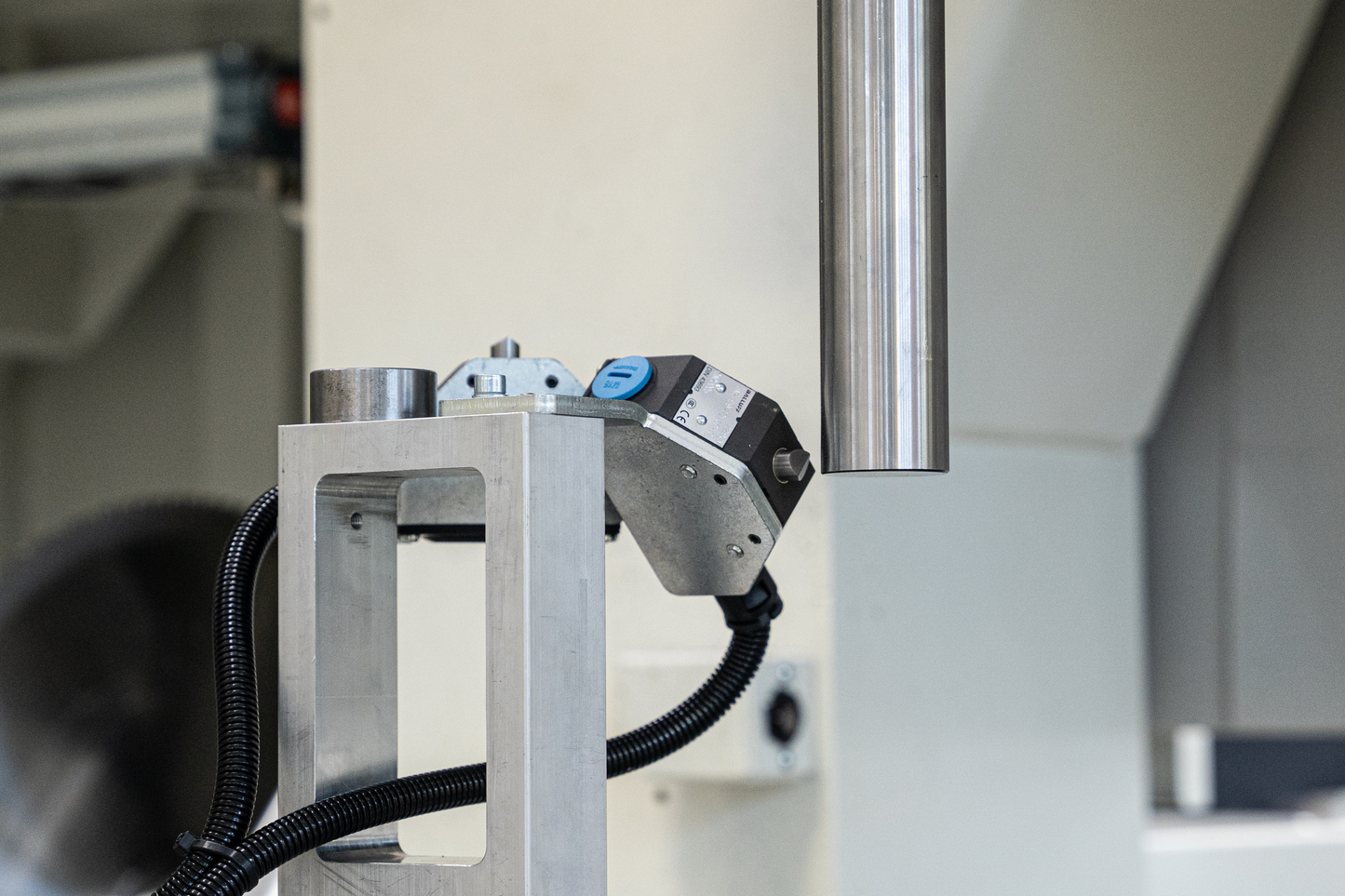 Close-up of the Bolero 5’s precision probe sensor, designed to ensure accurate tool measurements and alignment during machining operations.
