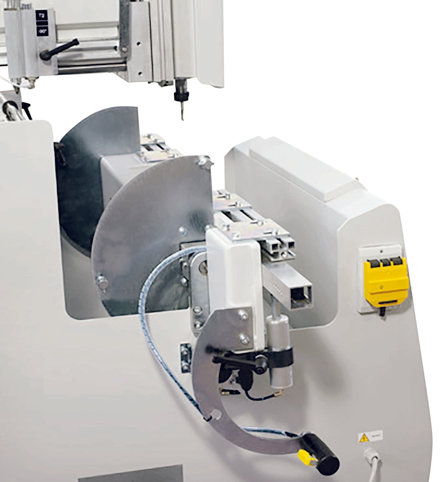 Image of the Flex Copy Router's pivoting worktable at 90°, demonstrating versatile machining for aluminum and PVC profiles.