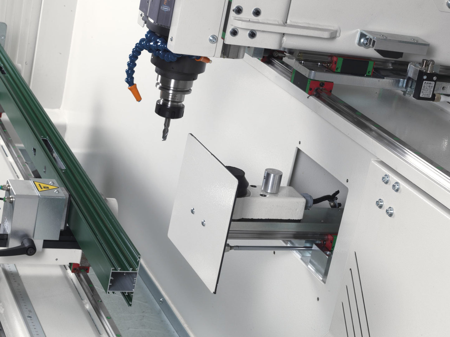 Probe system of the Rumba CNC machining center, ensuring precise tool measurements and alignment for accurate machining operations.