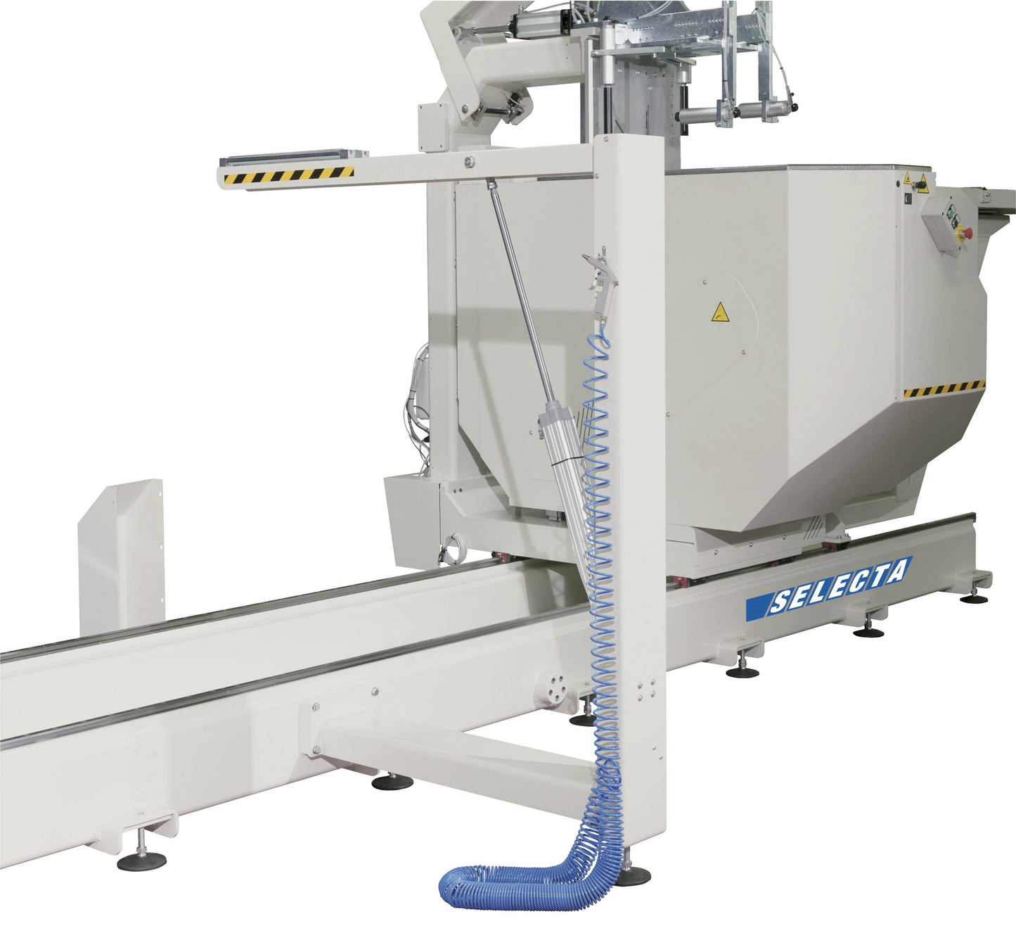 Industrial cutting capabilities of the Selecta AL, showing its dual-head system and optimized structure for efficiency and precision.