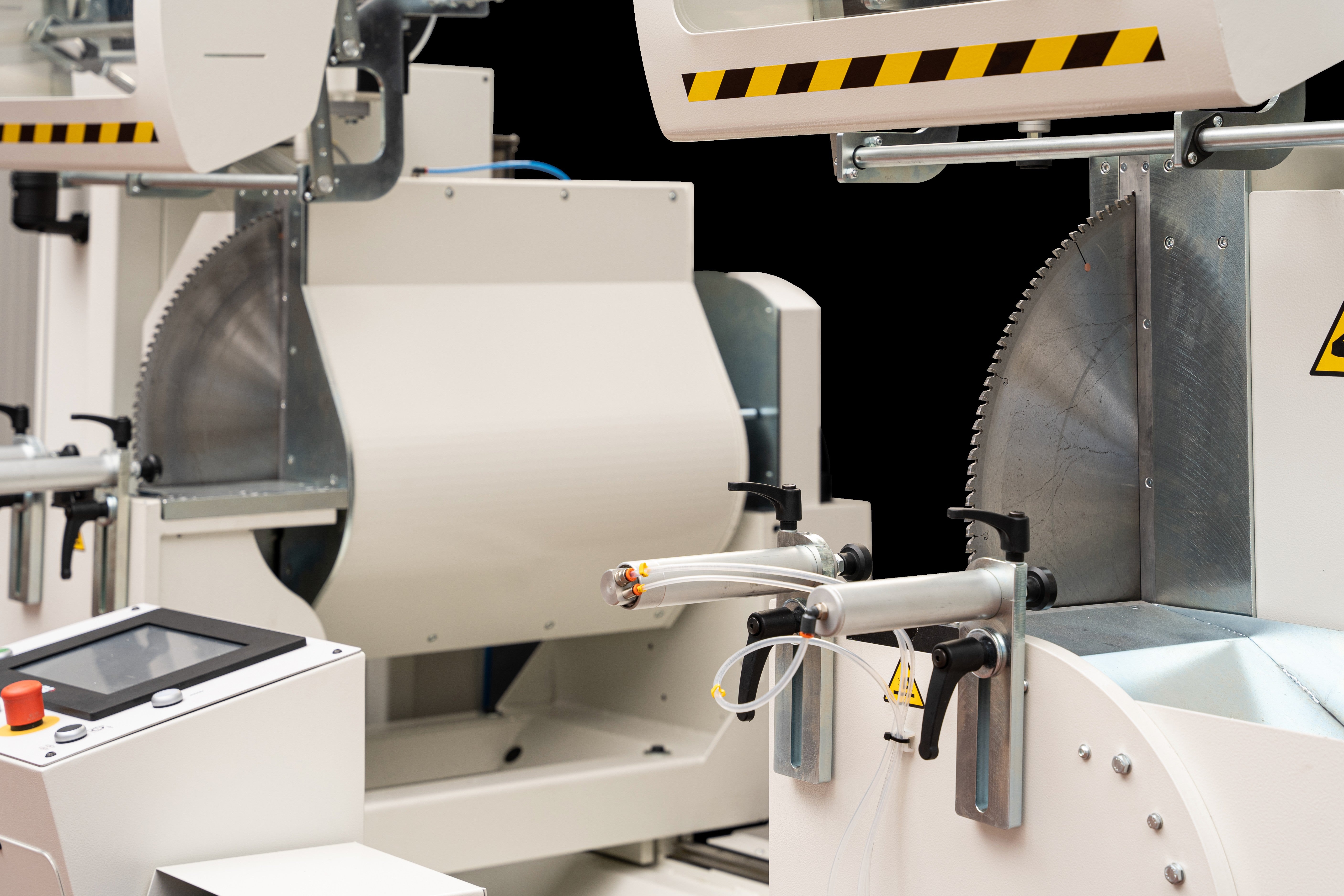 Aluminum double head cutting saw